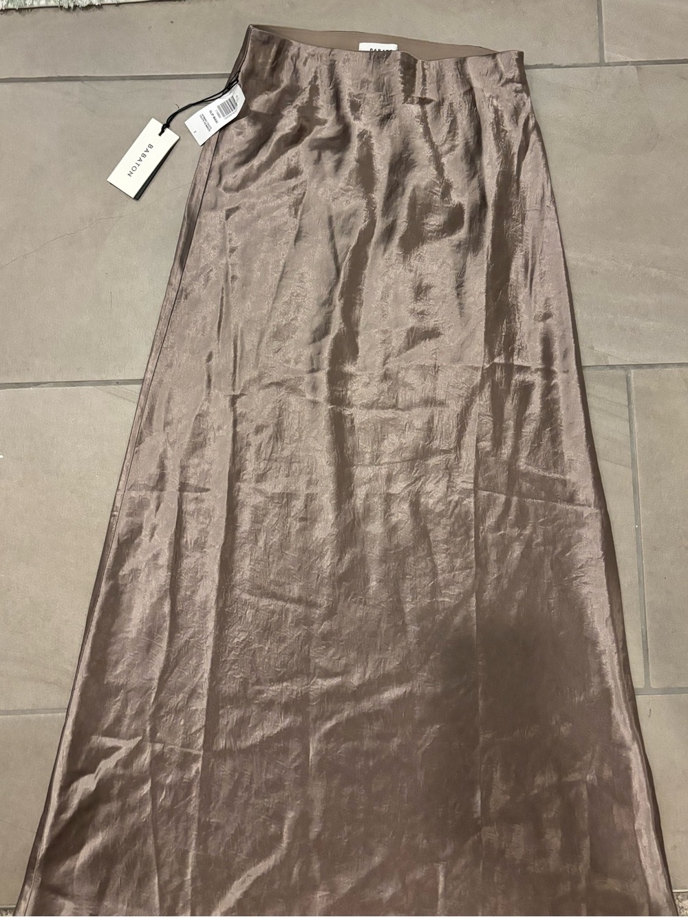 NWT Aritzia Taupe satin maxi skirt size 2
